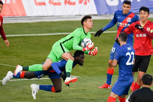 乔治37分快船克灰熊3连胜 76人大胜国王止连败